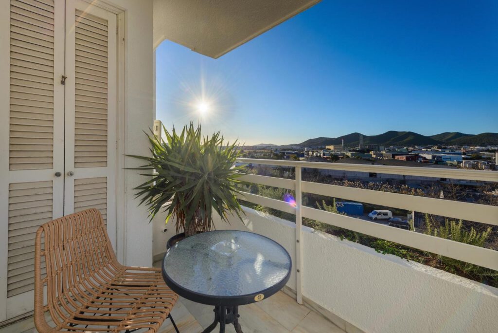 c0b2854f-1603-4f26-9d5b-16d728b9bf77