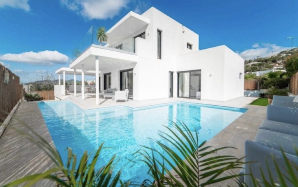 Amaranthus real estate